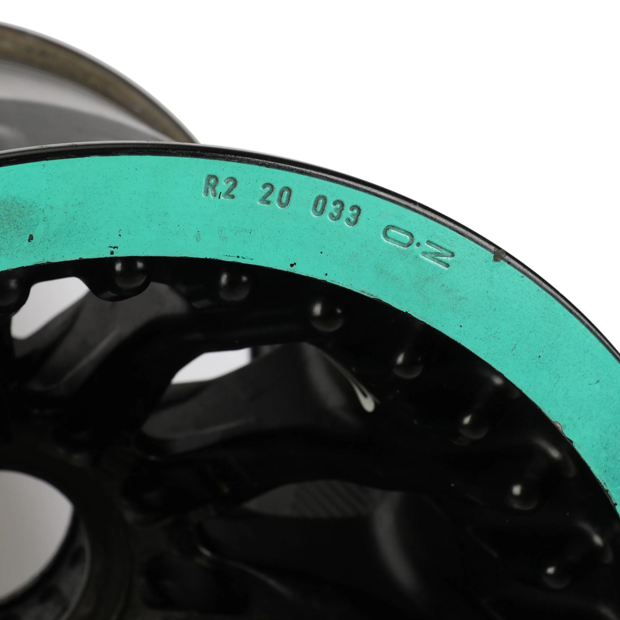 Mercedes-AMG PETRONAS F1® Team 2020 Season Used Rear Wheel Rim Table - Image 5
