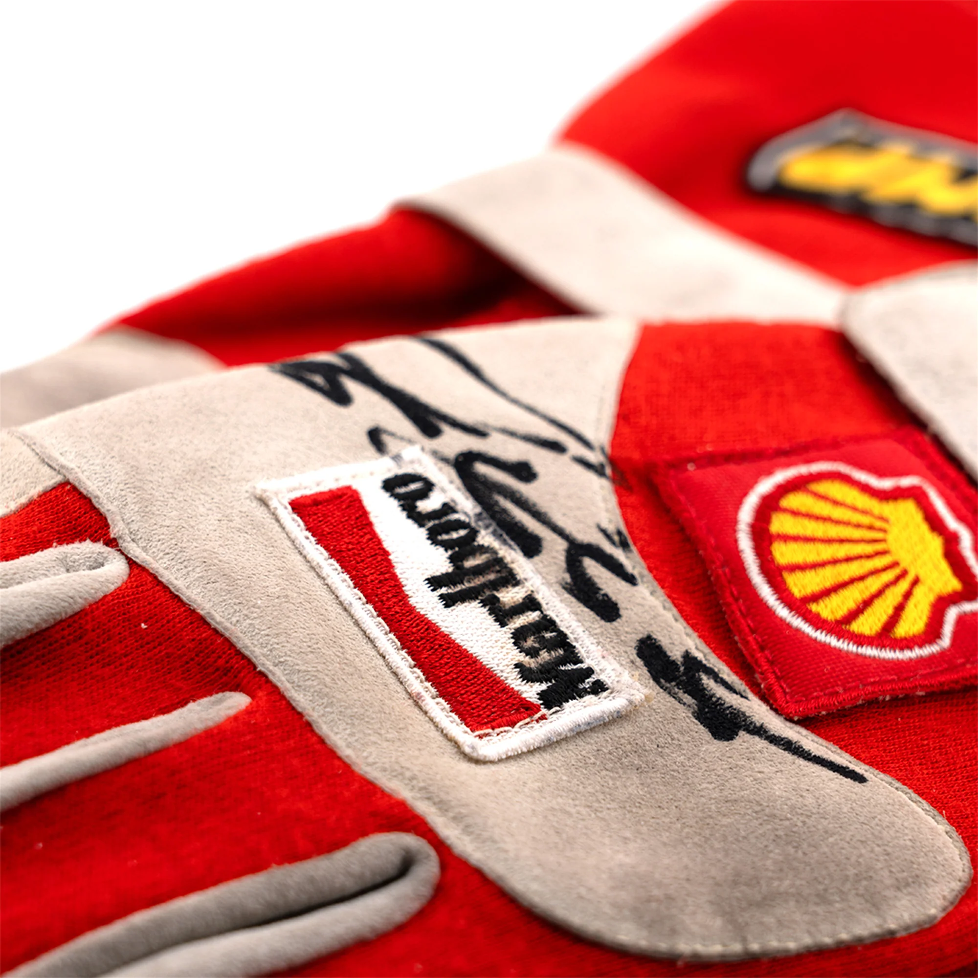 Miami Auction LOT 038- Michael Schumacher 2000 Ferrari Gloves - Used Signed - Image 3