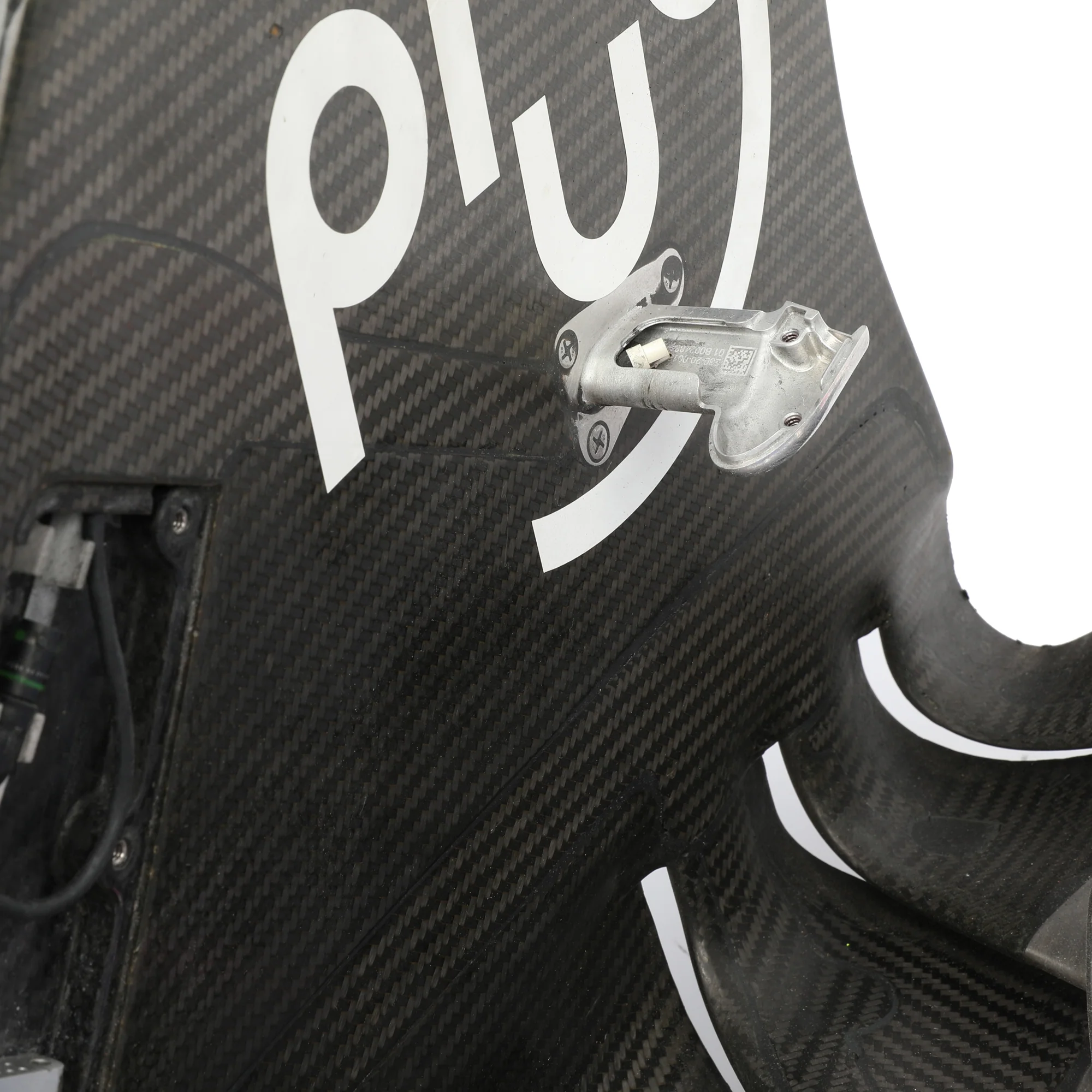 Miami Auction LOT 024 - Alpine Formula One Team 2022 Front Wing Assembly – Race Used - Image 16