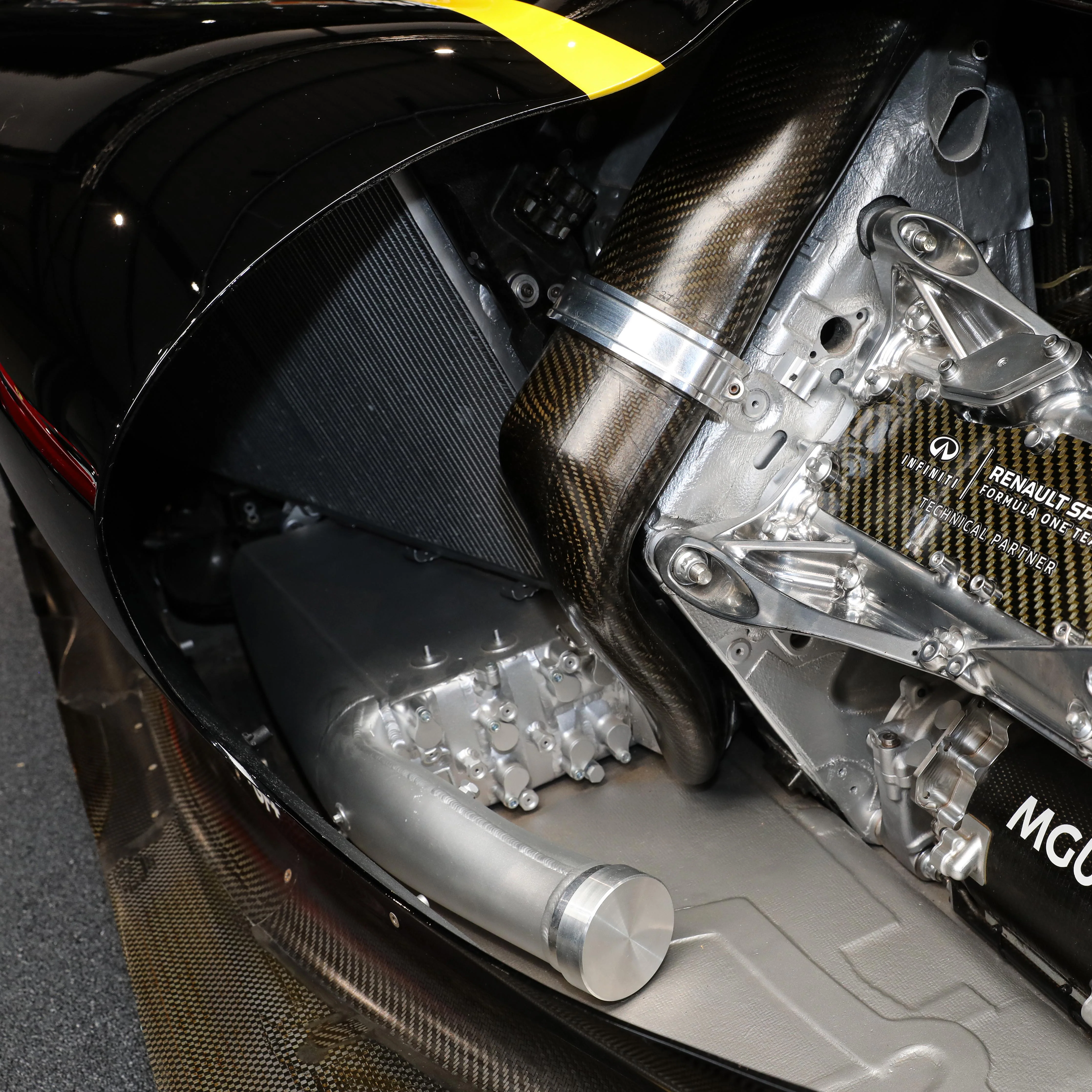 Miami Auction LOT 002 - 2014 Lotus E22-03 (2019 R.S.19 Livery) - Image 39