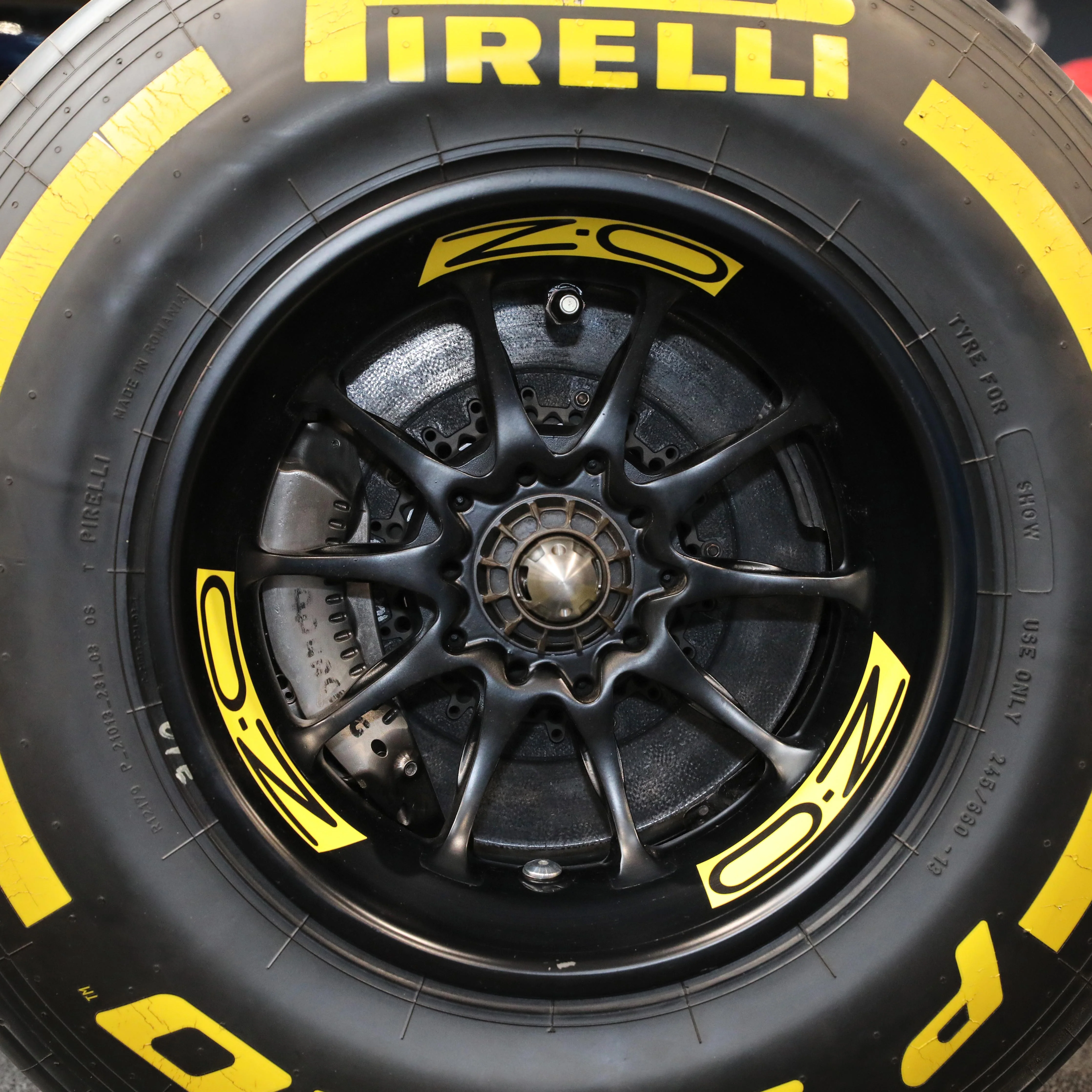 Miami Auction LOT 002 - 2014 Lotus E22-03 (2019 R.S.19 Livery) - Image 56