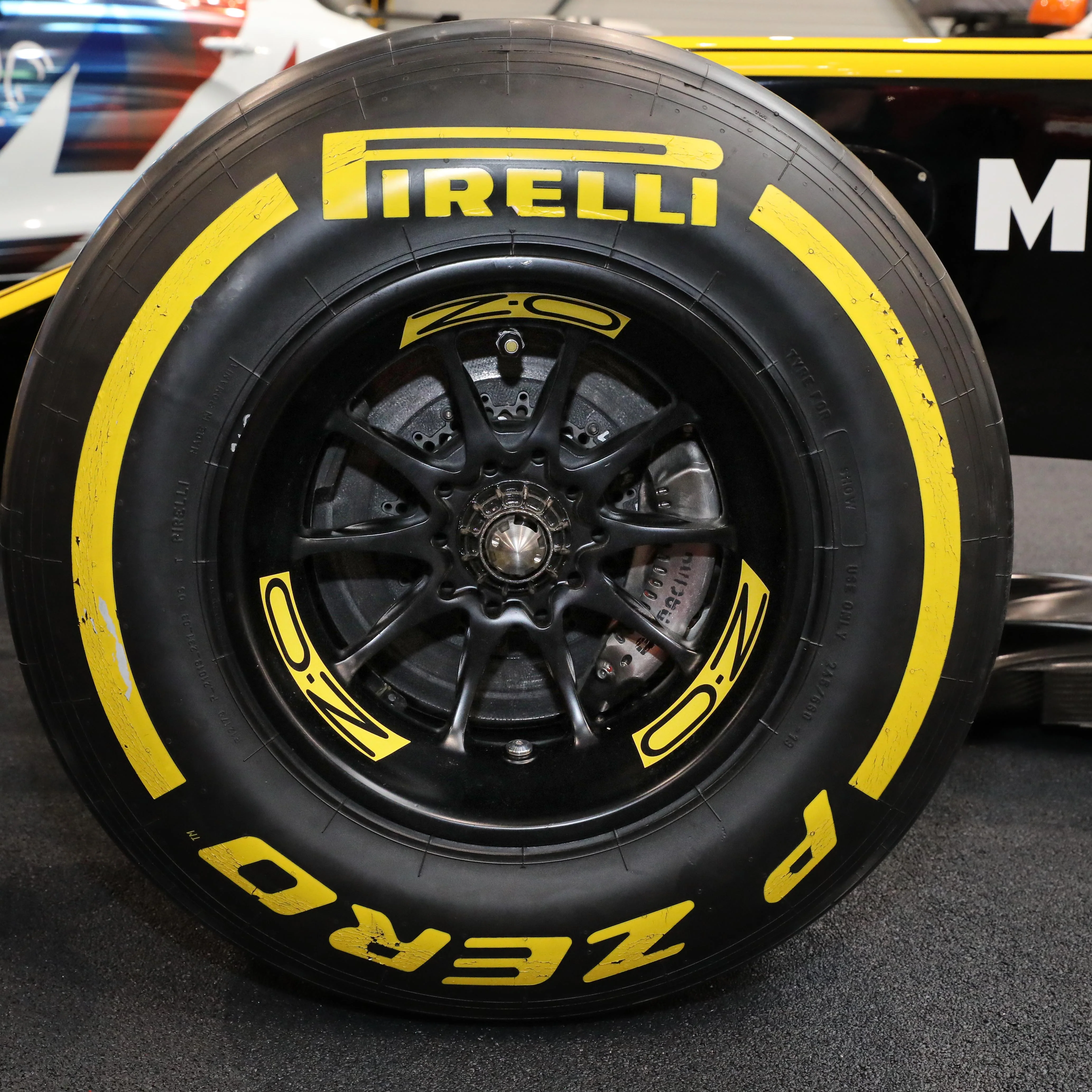 Miami Auction LOT 002 - 2014 Lotus E22-03 (2019 R.S.19 Livery) - Image 57