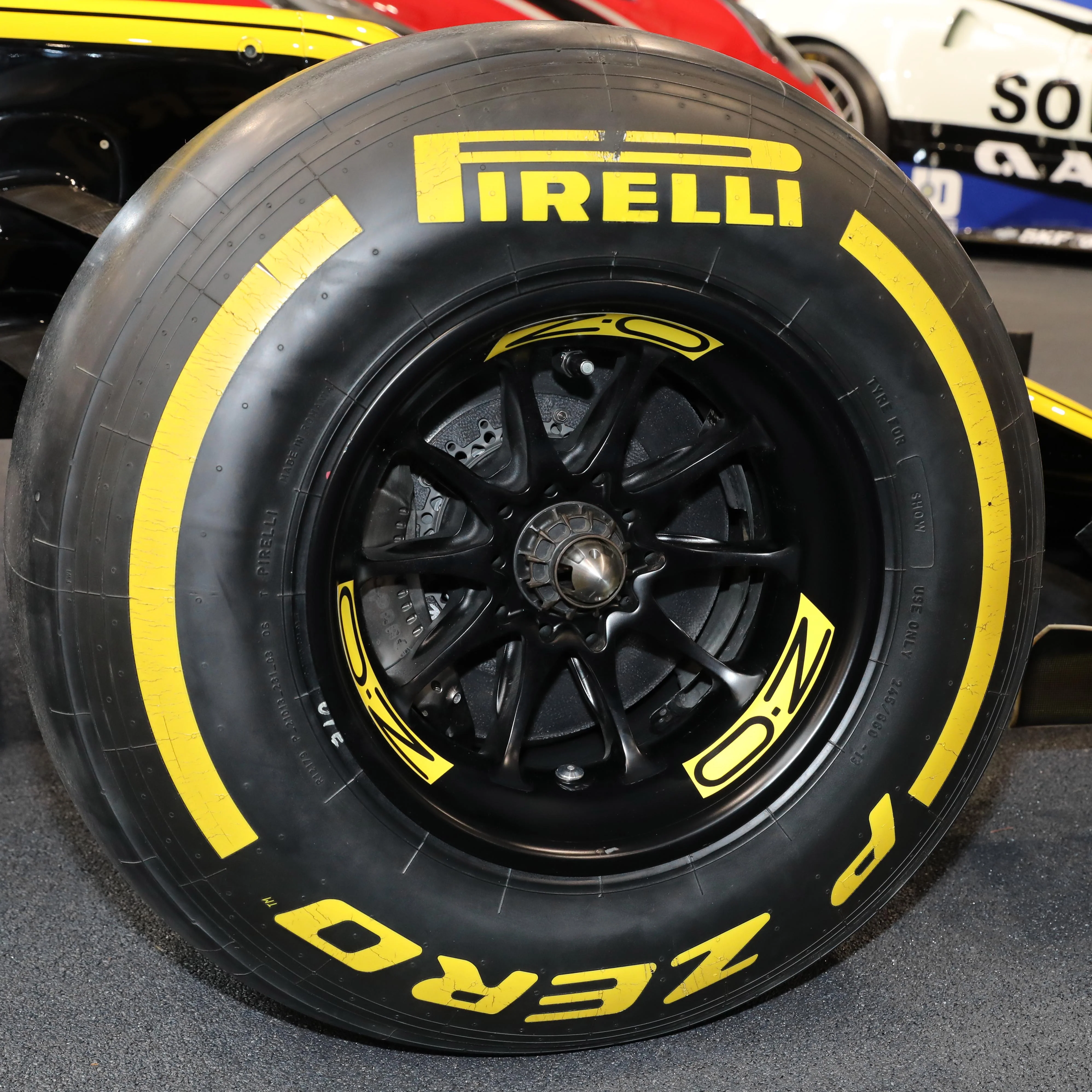 Miami Auction LOT 002 - 2014 Lotus E22-03 (2019 R.S.19 Livery) - Image 59