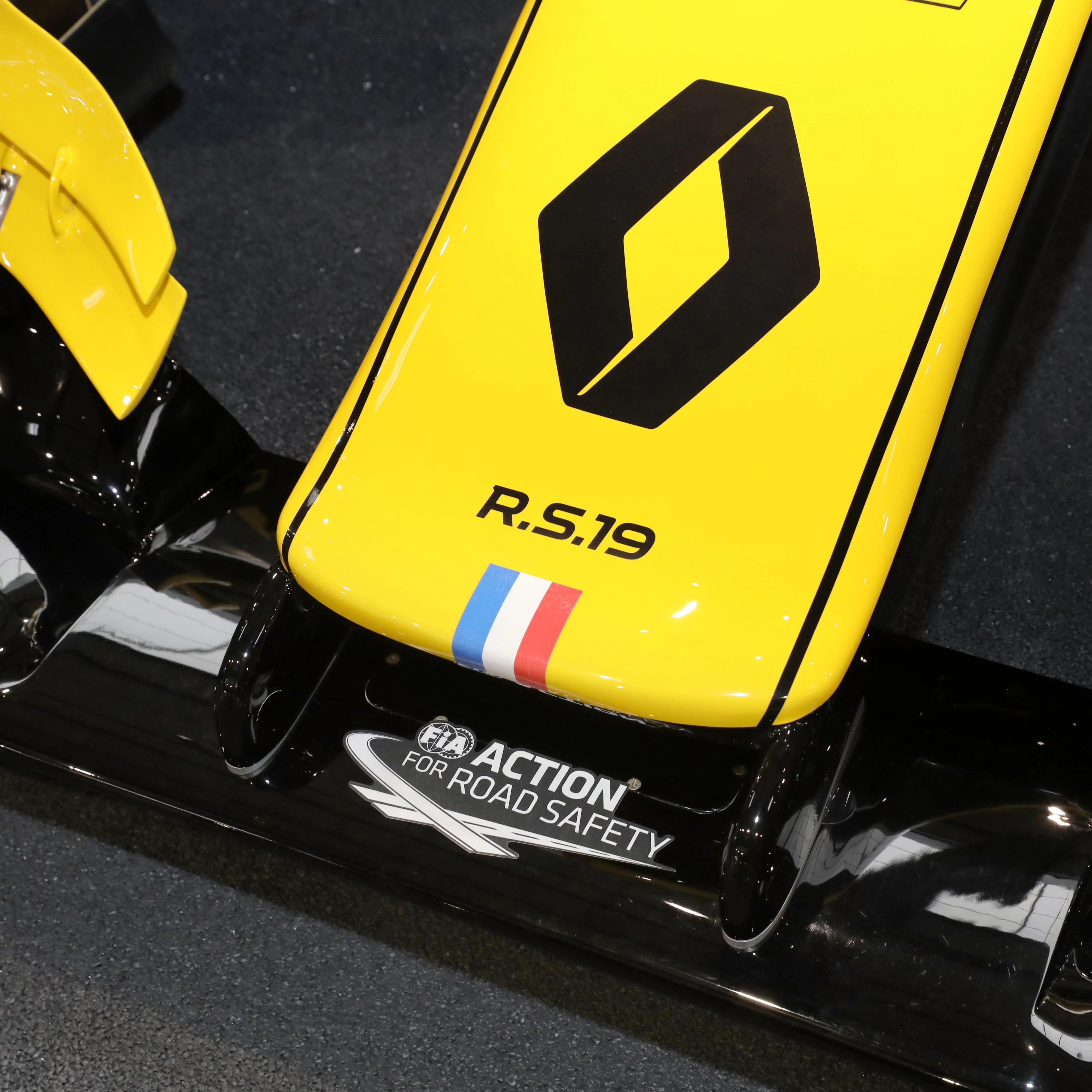 Miami Auction LOT 002 - 2014 Lotus E22-03 (2019 R.S.19 Livery) - Image 8