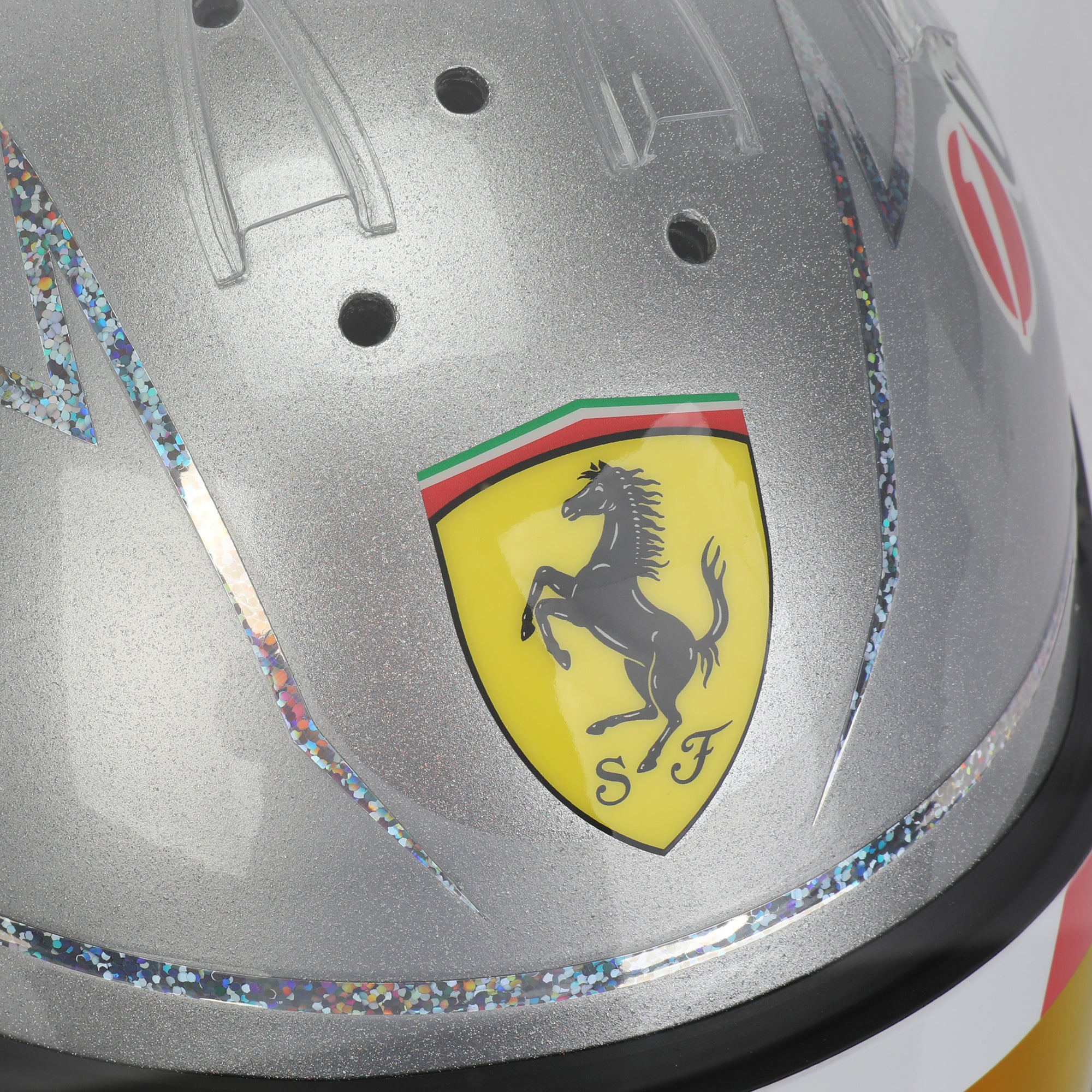 Miami Auction LOT 005 - Lewis Hamilton 2025 Ferrari Helmet – Las Vegas GP Bell Replica - Image 4