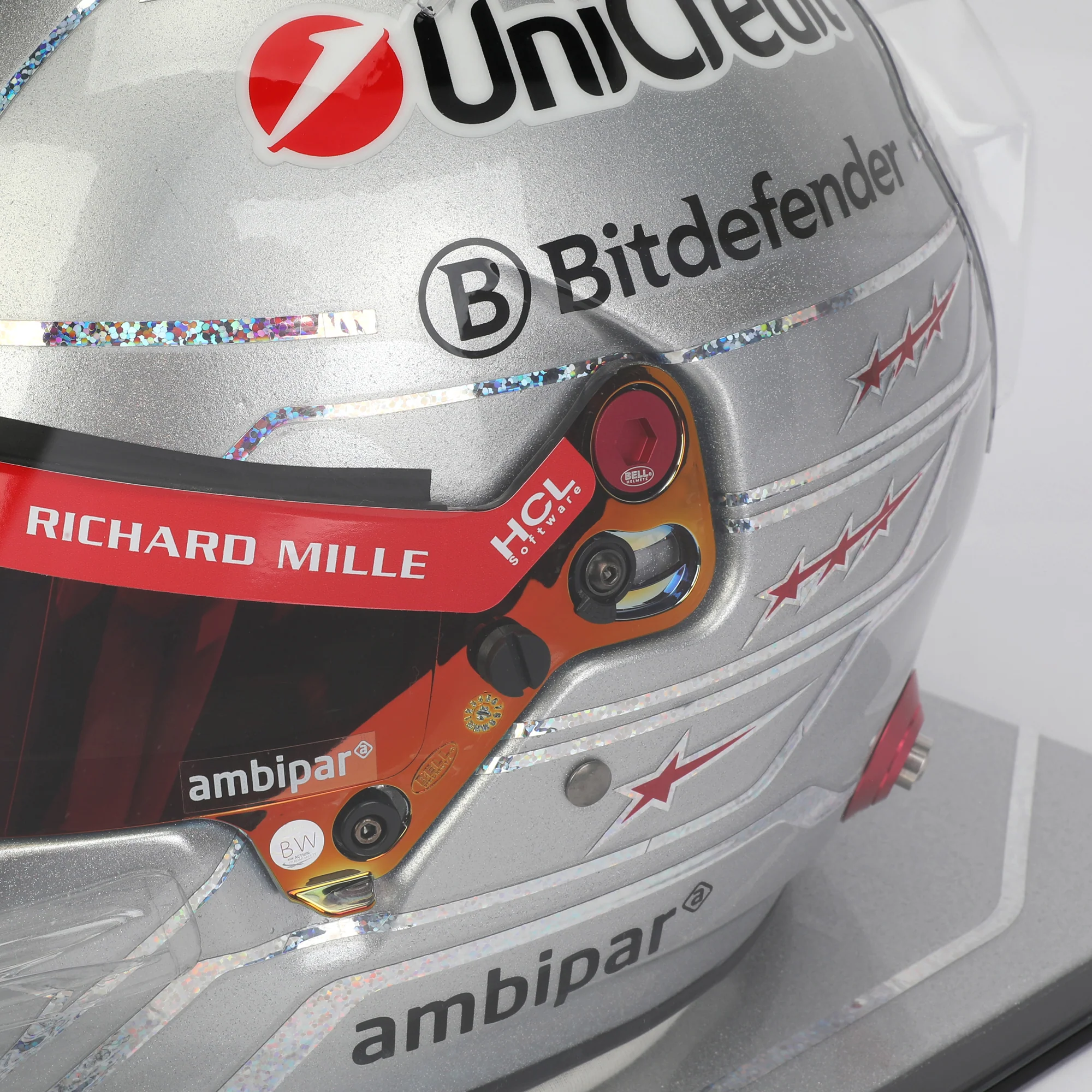 Miami Auction LOT 005 - Lewis Hamilton 2025 Ferrari Helmet – Las Vegas GP Bell Replica - Image 8