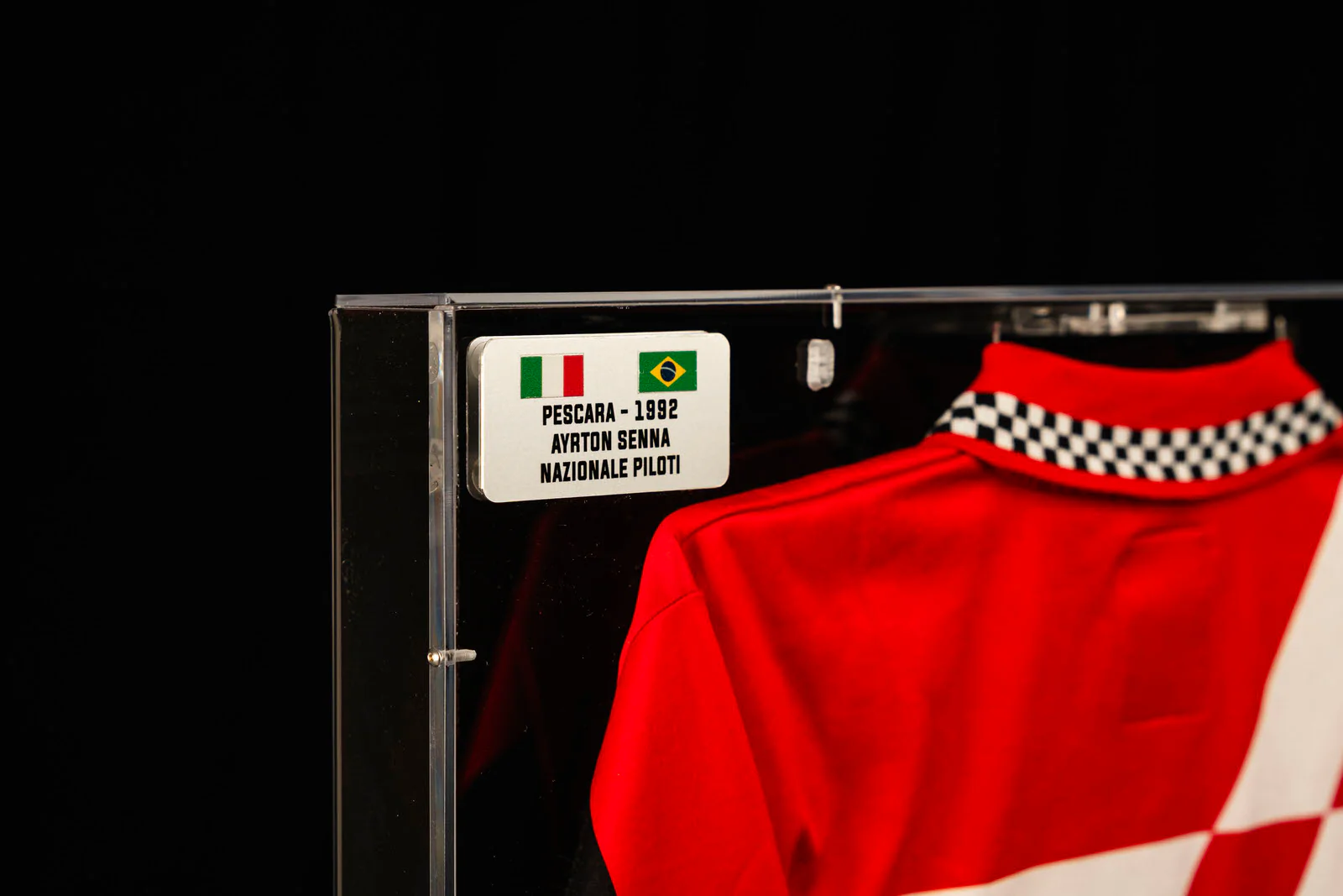Miami Auction LOT 037 - 1992 Nazionale Piloti Shirt - Ayrton Senna Signed Framed - Image 19