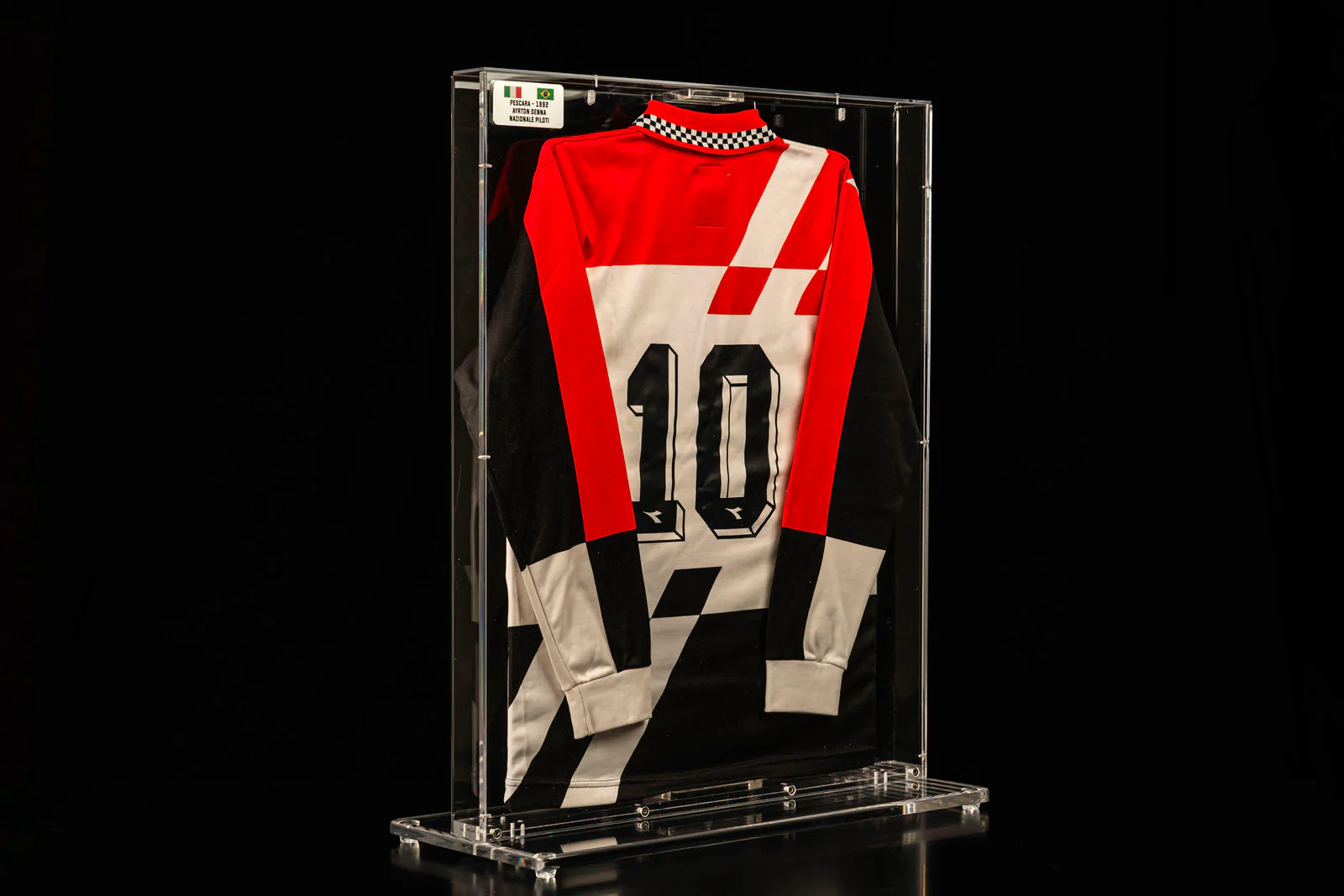 Miami Auction LOT 037 - 1992 Nazionale Piloti Shirt - Ayrton Senna Signed Framed - Image 24