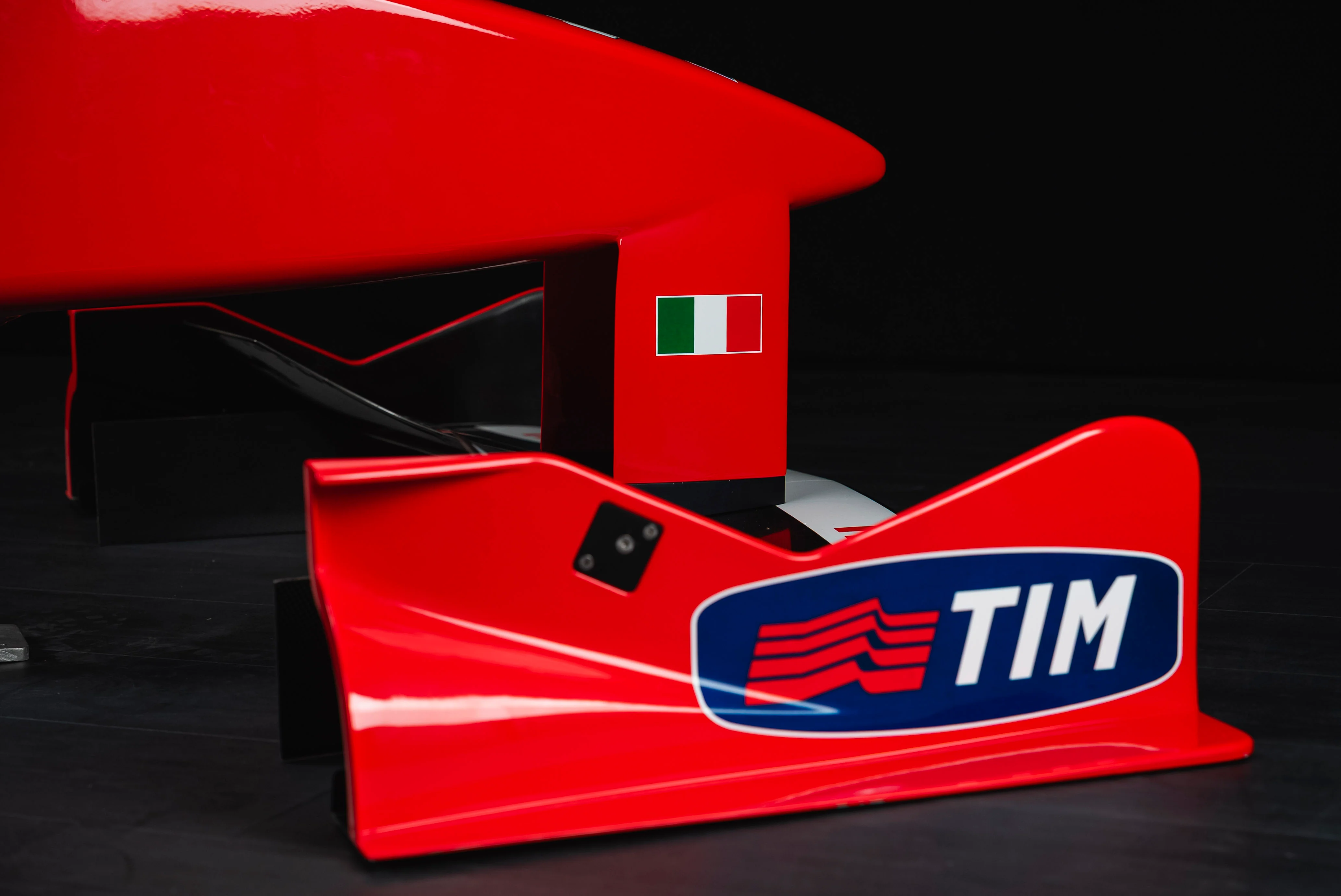 Miami Auction LOT 012 - Michael Schumacher 1999 Ferrari F399 Show Car Nose Cone - Image 28