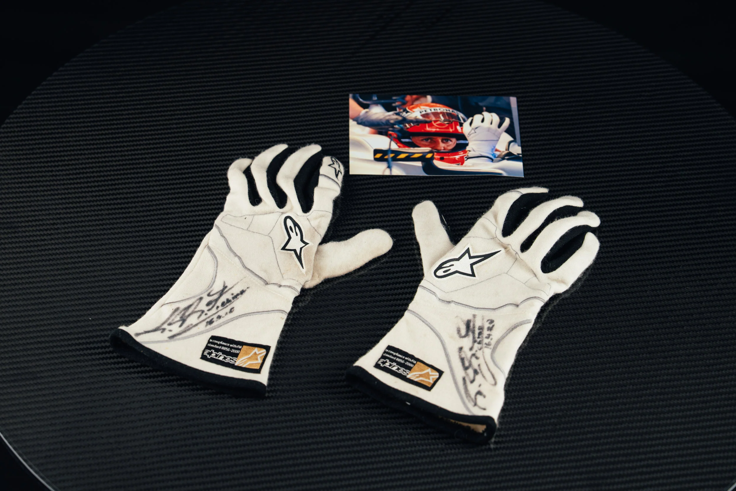 Miami Auction LOT 015- Michael Schumacher 2010 Mercedes Gloves – Chinese GP Used Signed - Image 6