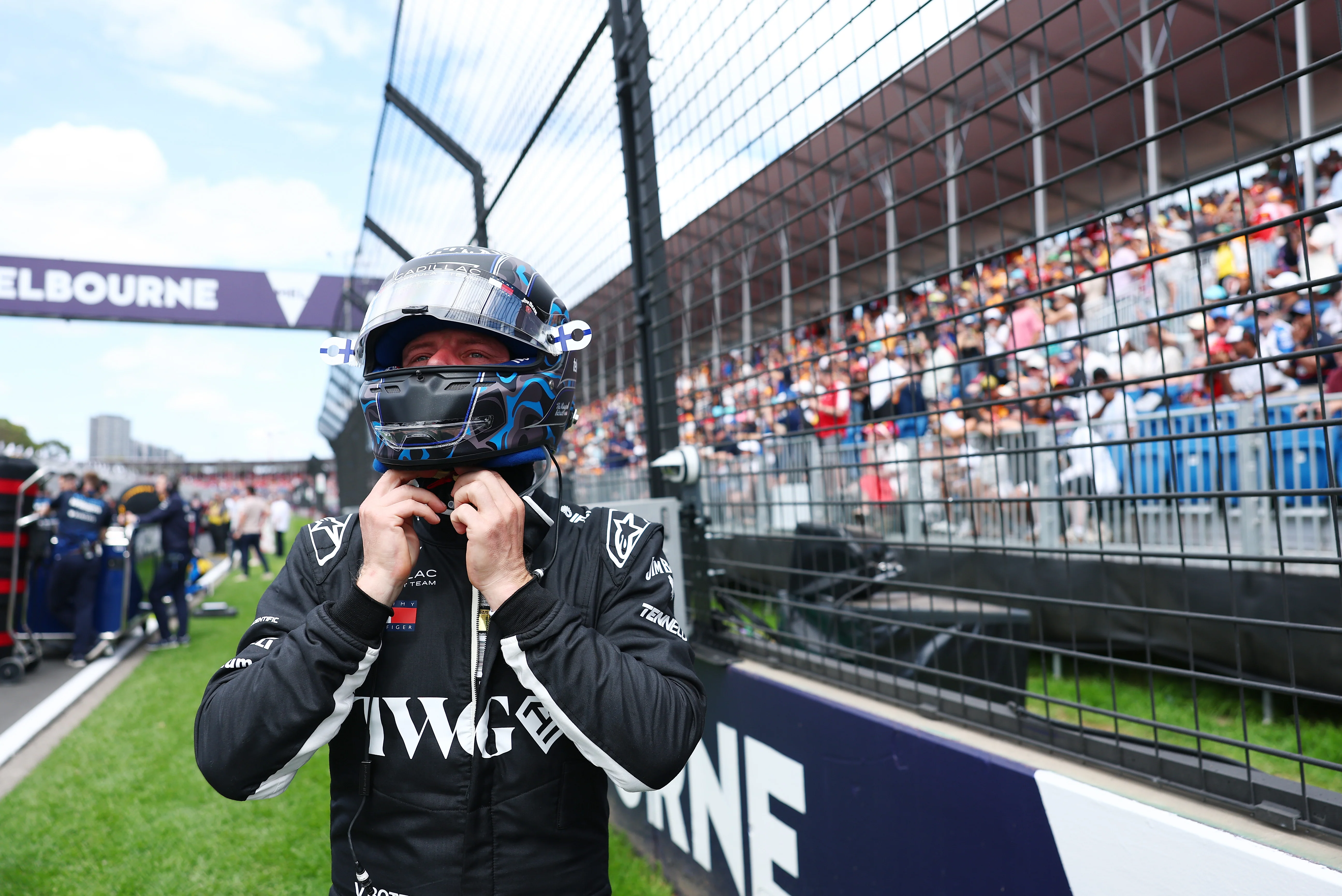 Miami Auction LOT 001 - Valtteri Bottas First-Ever Cadillac Race-Used Helmet, 2026 Australian GP - Image 12