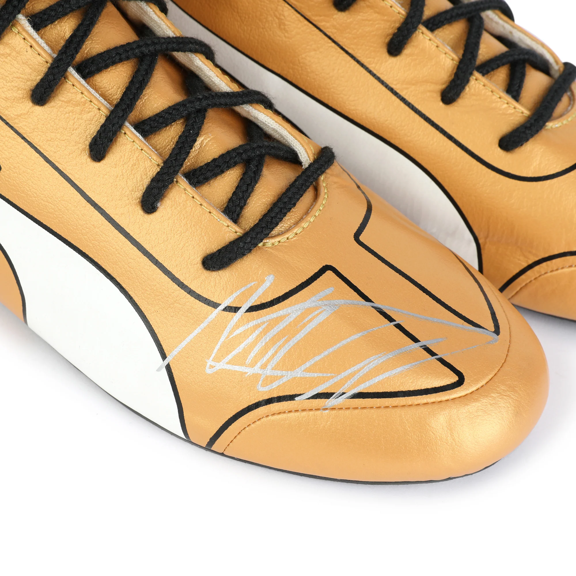 Miami Auction LOT 021 - Max Verstappen 2022 Red Bull Boots - Signed Replica - Image 6