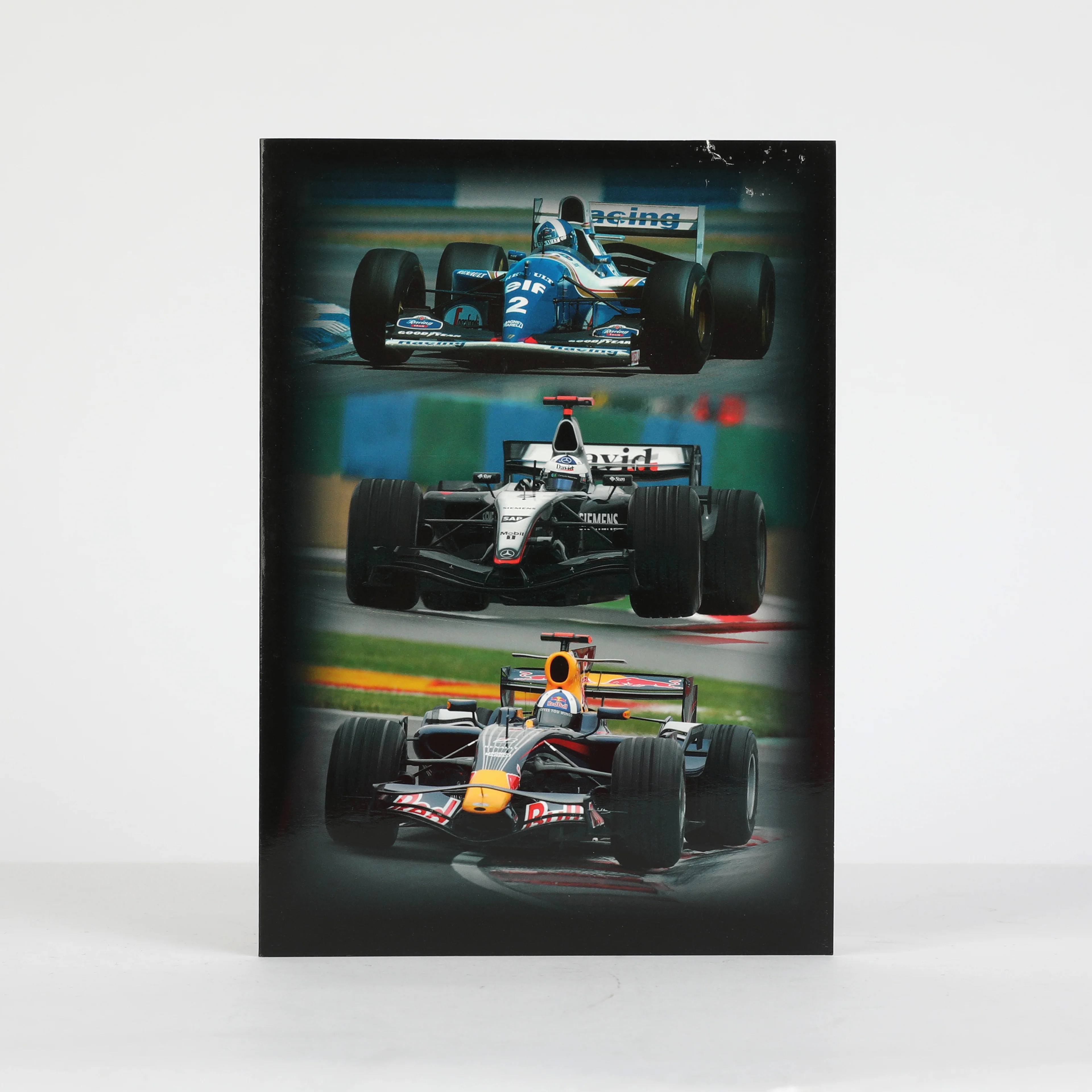 Miami Auction LOT 033 - Autocourse 2009-2010 Book - Vettel, Webber, Newey, Horner and Mateschitz Signed - Image 12